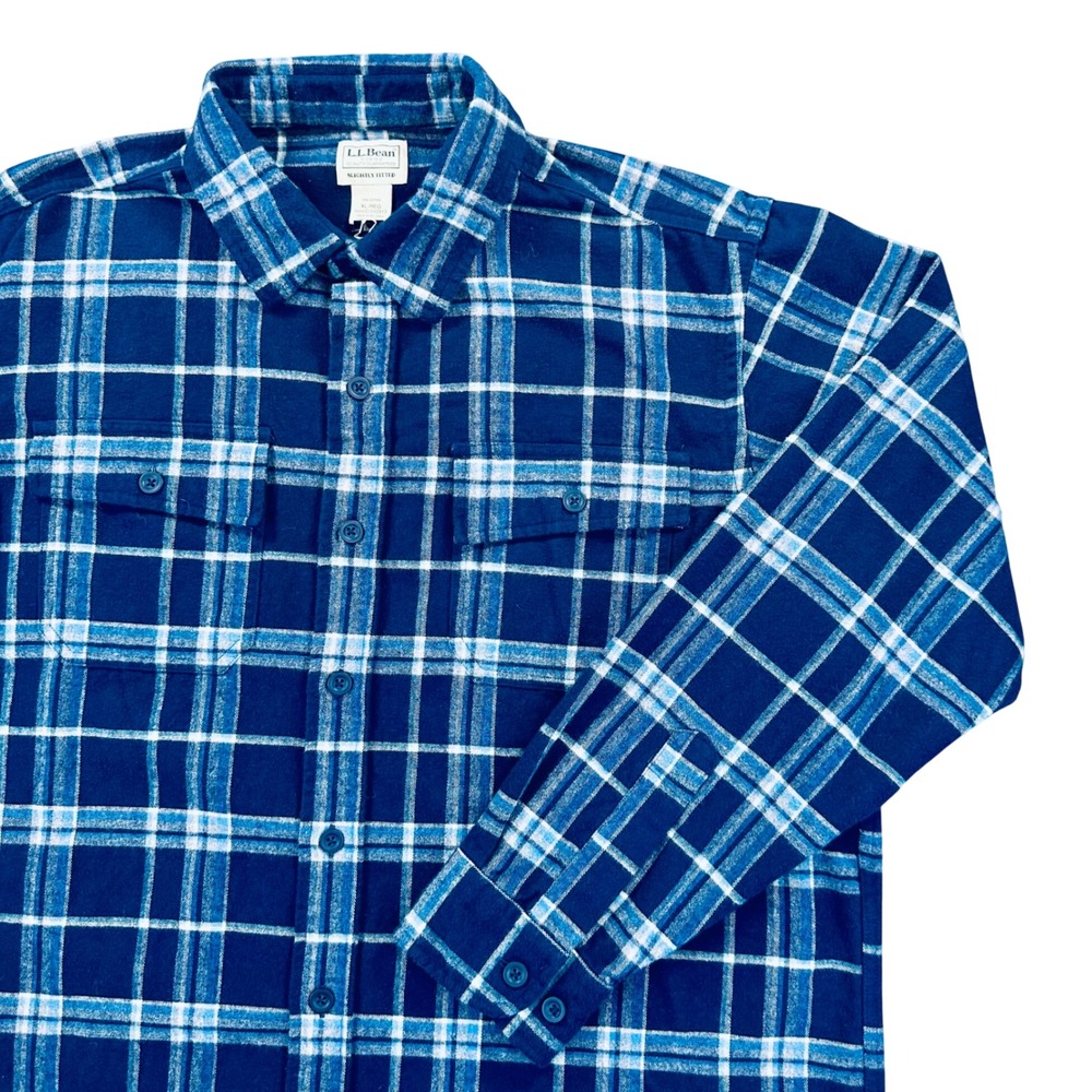 LL Bean Chamois Slightly Fitted Flannel Shirt Men's XL Blue White Plaid Cotton